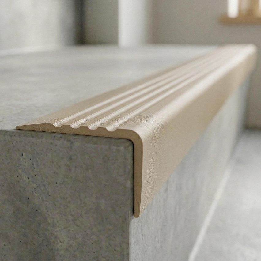 Non-slip stair nosing, self-adhesive, 50x42mm, creme 