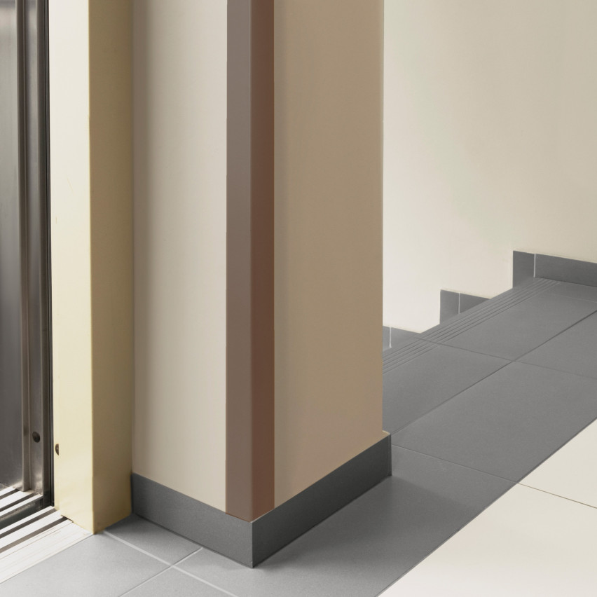 PVC uneven angle profile, self-adhesive edge protection, corner protection, brown